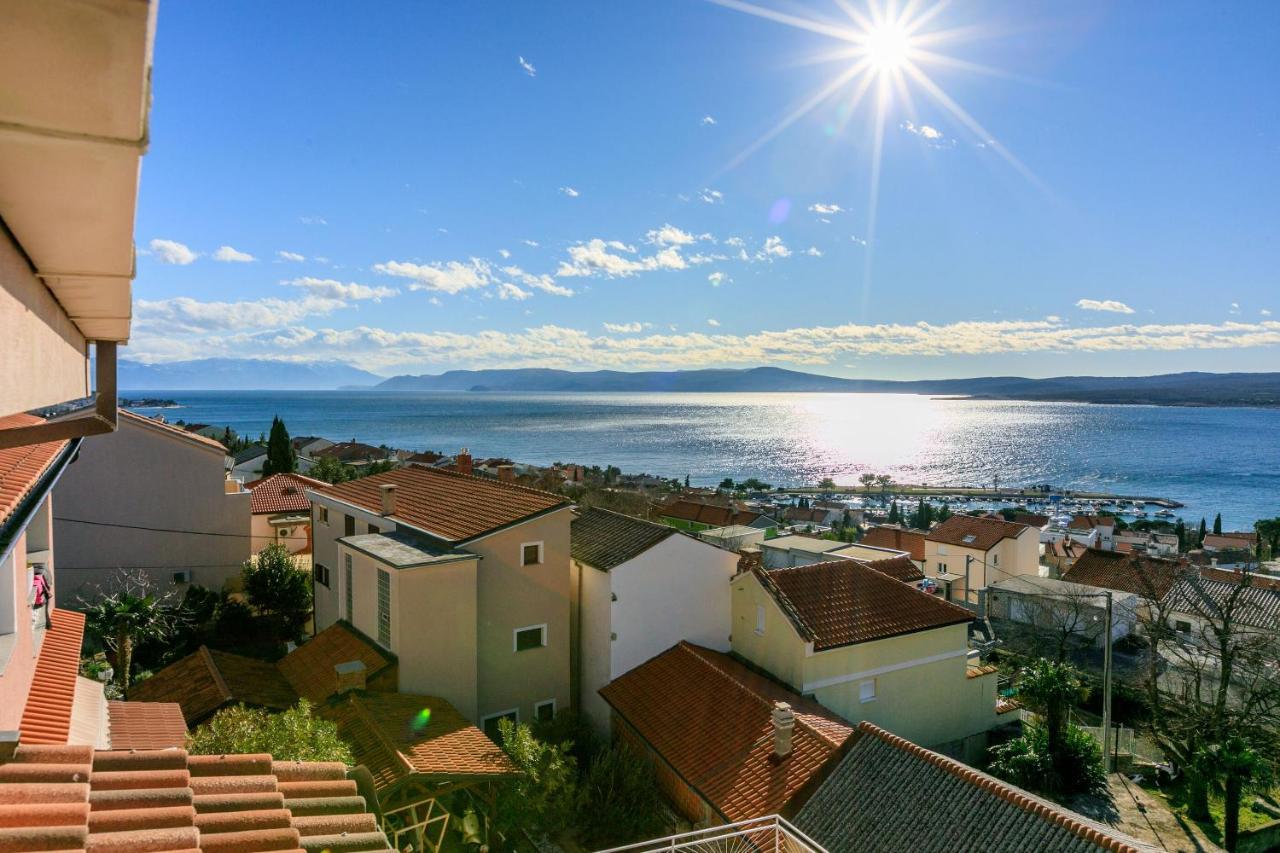 Apartments Hana Crikvenica Bagian luar foto